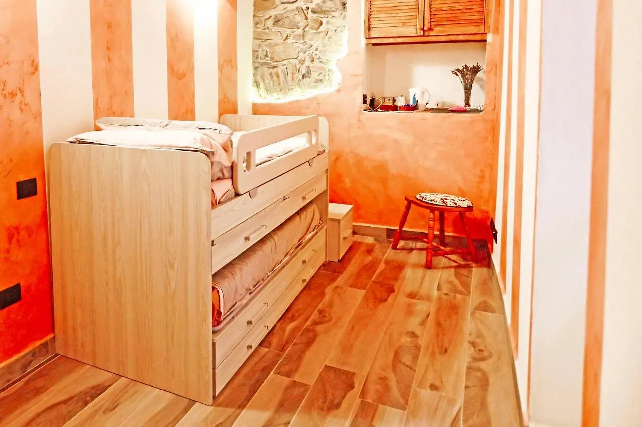 Casa Laura, Fosdinovo - Stile E Relax A 5 Stelle Apartment